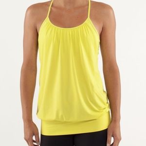 Lululemon No Limits tank size 8- split pea
